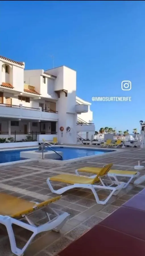 洛斯克里斯蒂亚诺斯Parque Margarita, Terraza Vista Piscina公寓 公寓 洛斯克里斯蒂亚诺斯