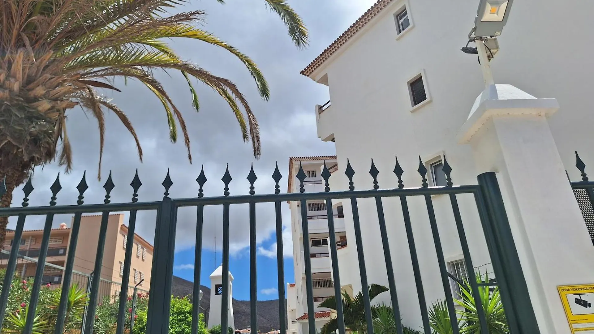 洛斯克里斯蒂亚诺斯Parque Margarita, Terraza Vista Piscina公寓 0*, 洛斯克里斯蒂亚诺斯