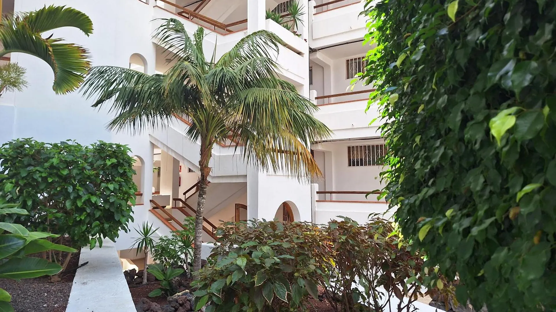 洛斯克里斯蒂亚诺斯Parque Margarita, Terraza Vista Piscina公寓 公寓 洛斯克里斯蒂亚诺斯